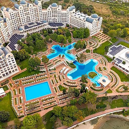 Alua Sunny & Hotel 5*